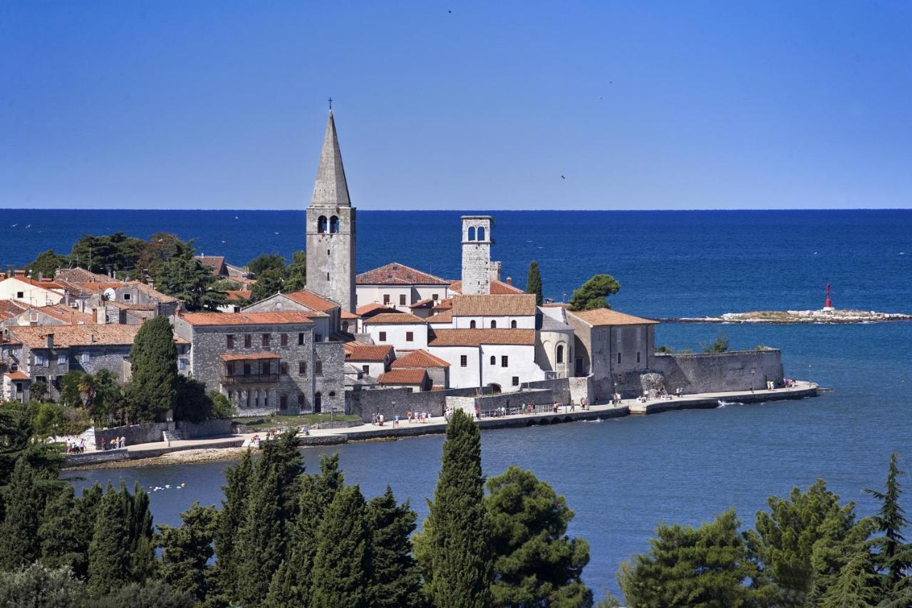 Apartments Lori Poreč Exteriör bild